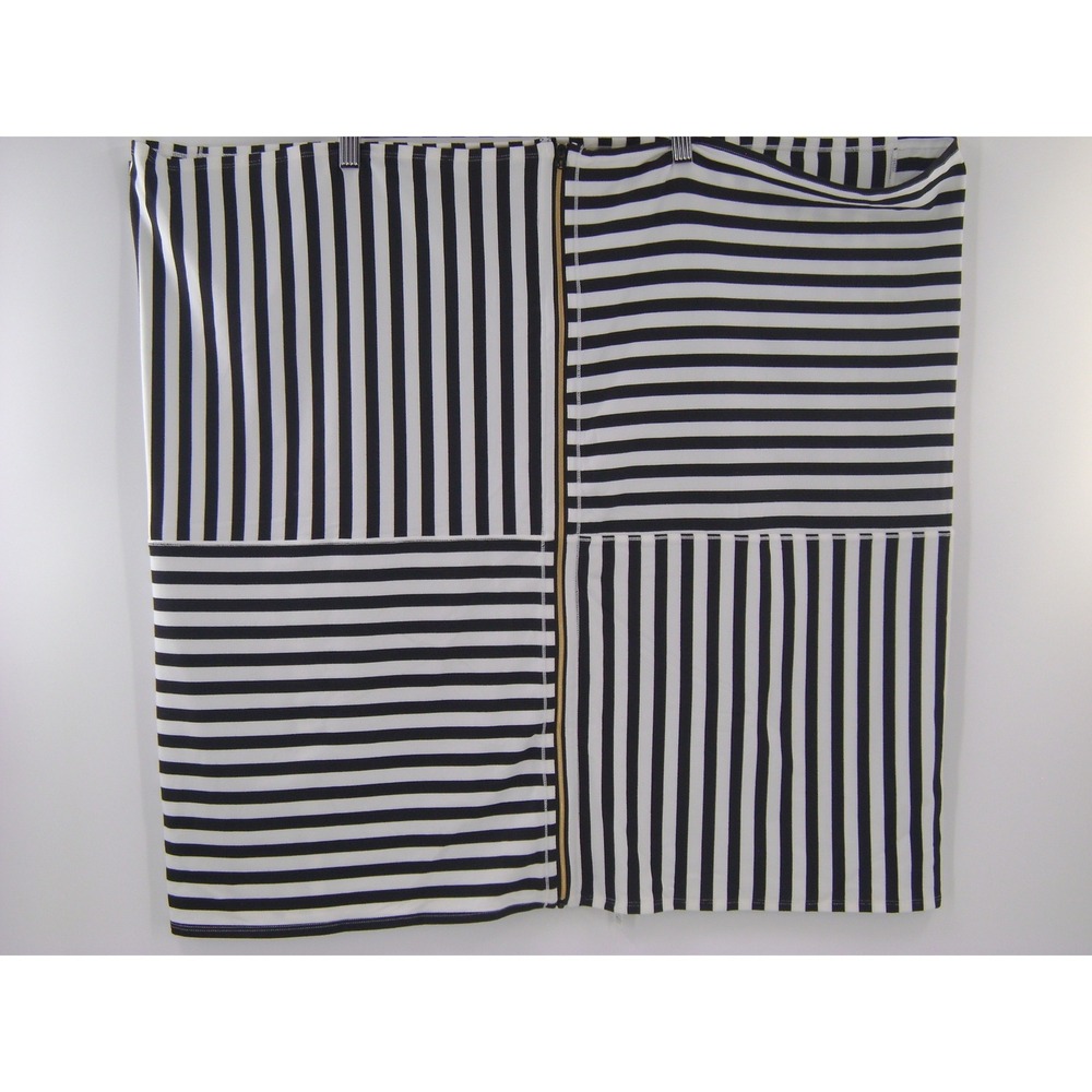 Lululemon Vinyasa Scarf Black White Striped Zip Wrap One Size O/S